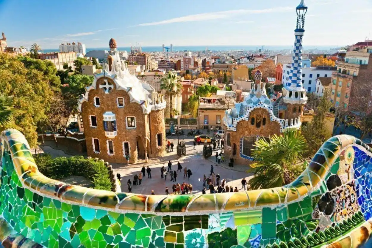 Vista exterior de Edifici en venda en Barcelona