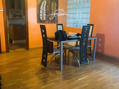 Dining room of Flat for sale in Cornellà de Llobregat  with Air Conditioner, Terrace and Balcony