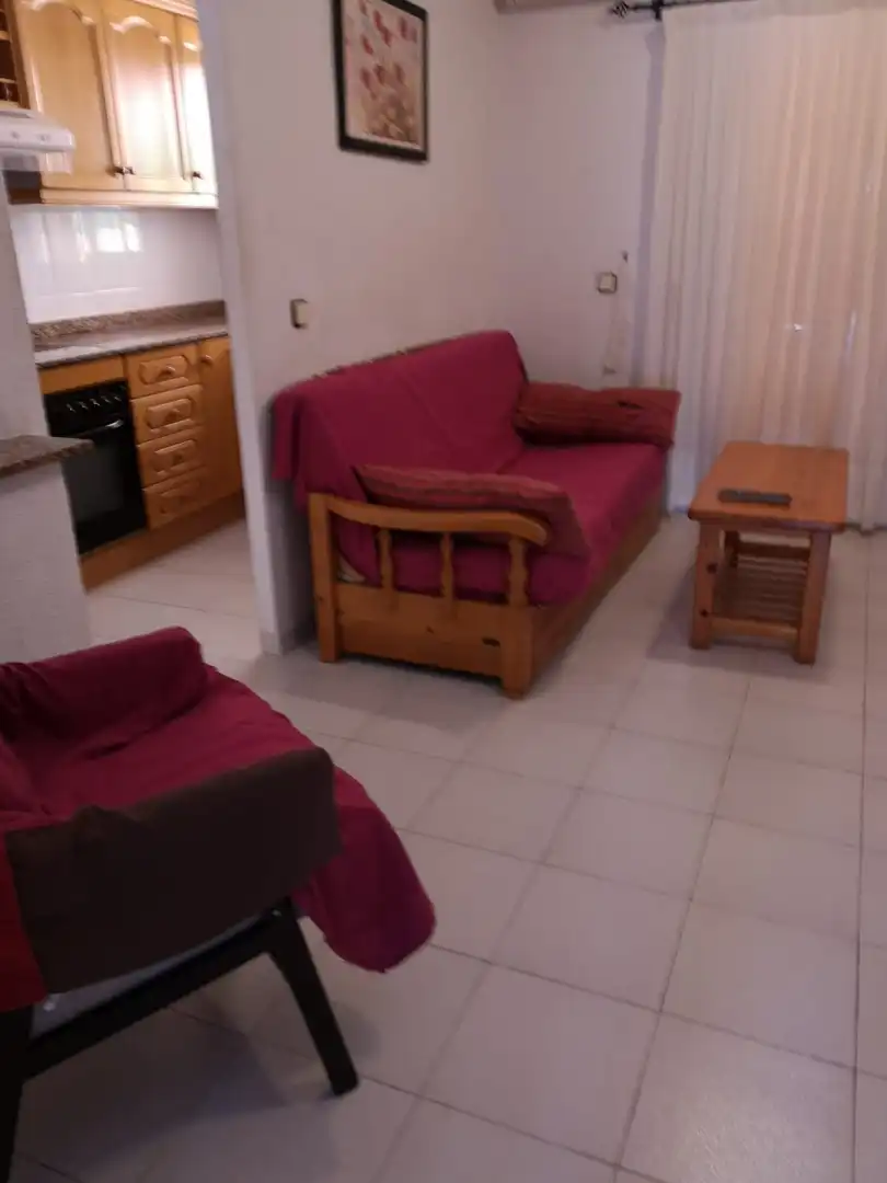 Sala d'estar de Casa adosada de lloguer en Peñíscola / Peníscola amb Aire condicionat, Terrassa i Moblat