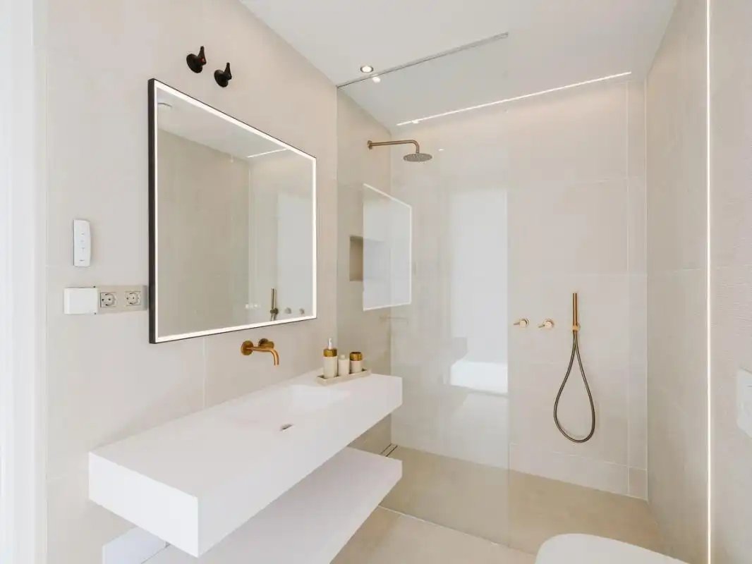 Bathroom of Houses for sale in Benalmádena  with Air Conditioner, Heating and Private garden