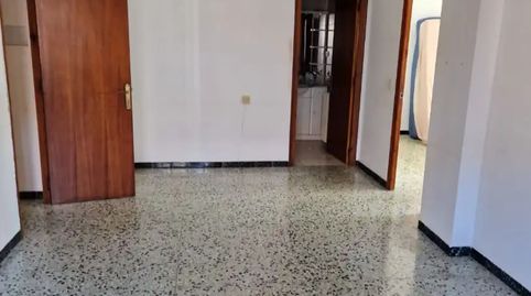 Foto 5 de Casa adosada en venta en Plaça Garriguella, 7, Peralada, Girona