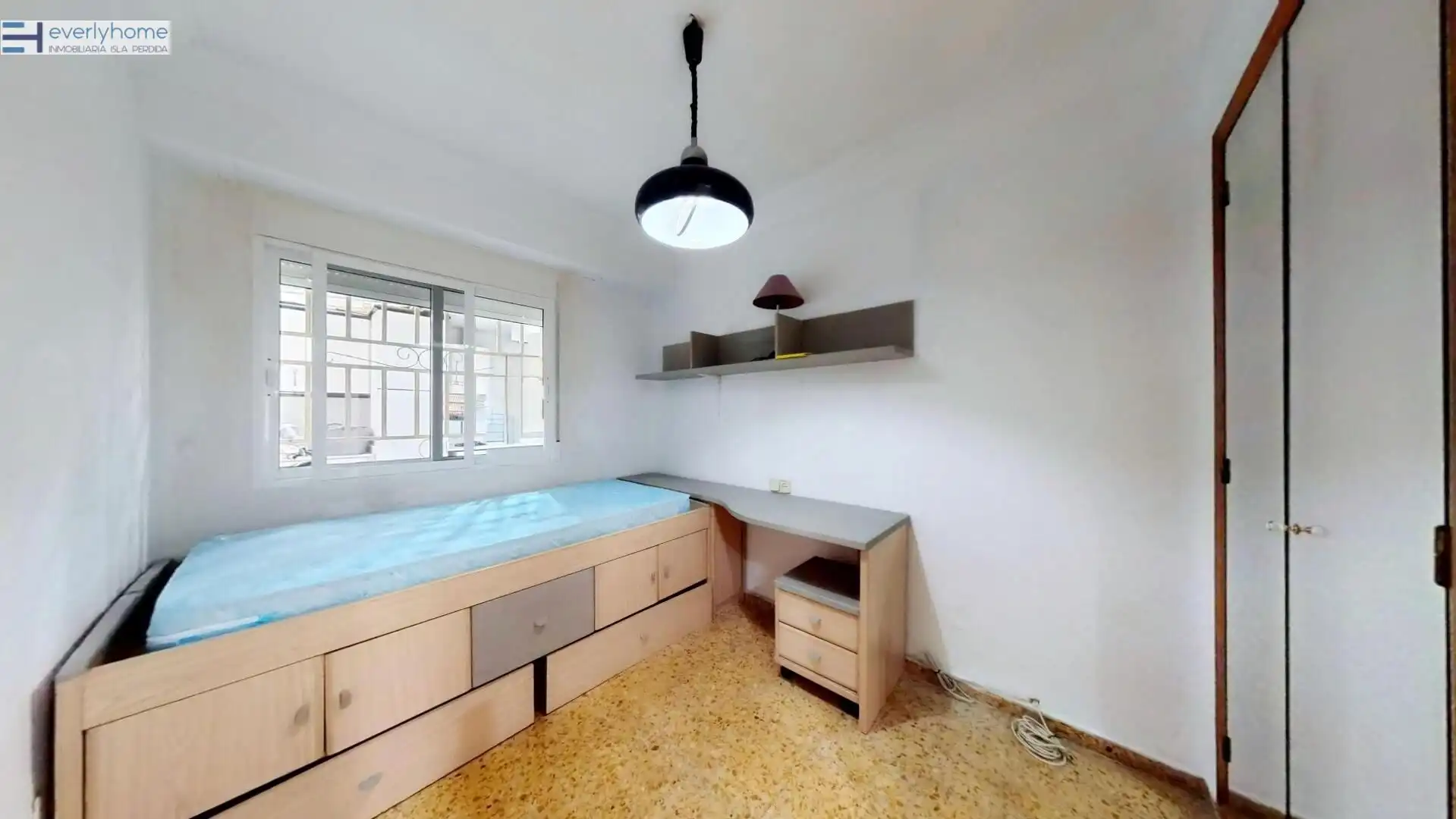 Schlafzimmer von Wohnung zur untervermieten in Valencia