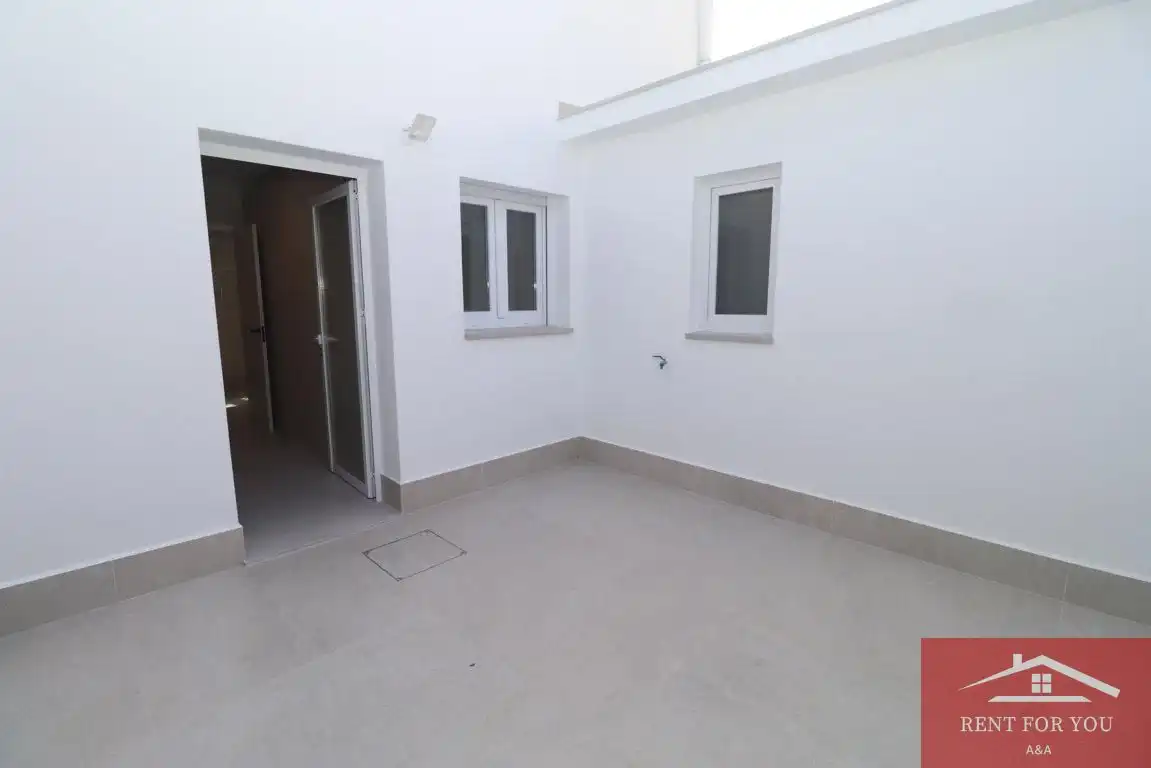 Ground floor for rent in Centro