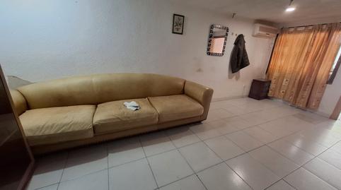 Foto 4 de Casa adosada en venta en Calle de Vedra, Entrevías, Madrid