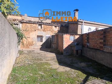 Casa a schiera in vendita a Calle Esglesia Colldelrat