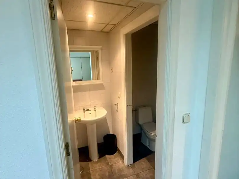 Bathroom of Commercial properties for rent in Alcobendas  with Air Conditioner and Furnished