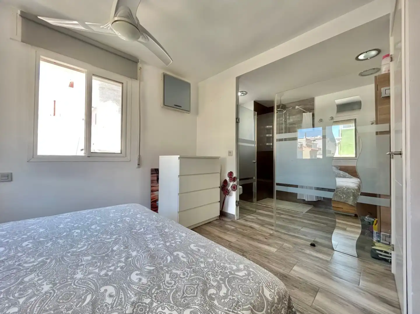 Schlafzimmer von Einfamilien-Reihenhaus zum Verkauf in Málaga mit Klimaanlage, Terrasse und Abstellraum