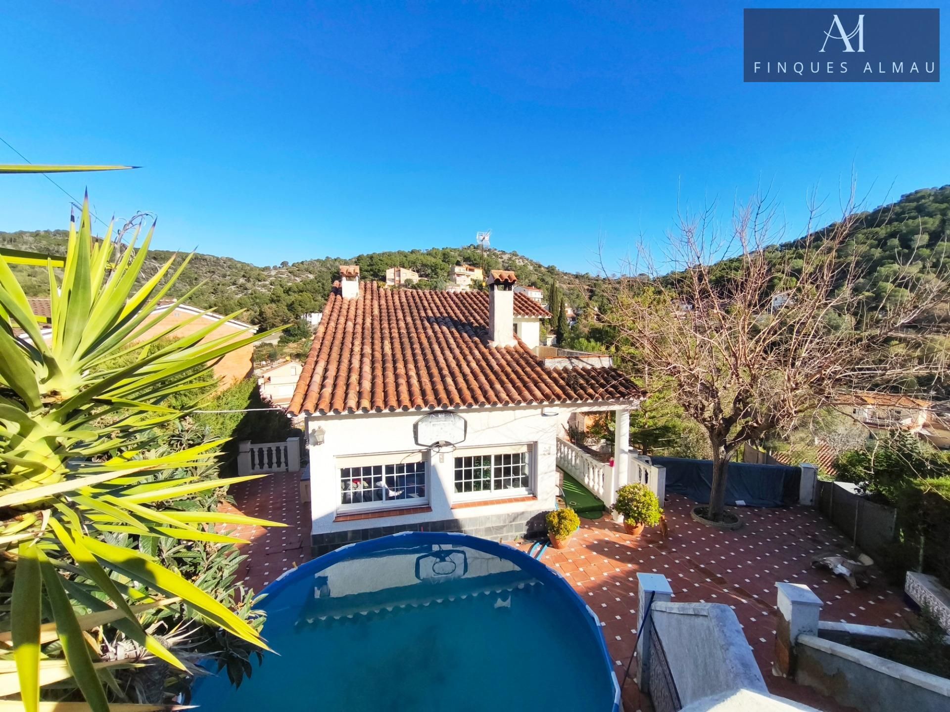 Exterior view of House or chalet for sale in Cubelles  with Air Conditioner, Parquet flooring and Swimming Pool