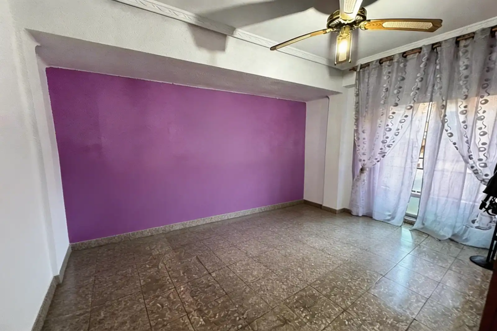 Flat for sale in Paterna  with Private garden and Balcony