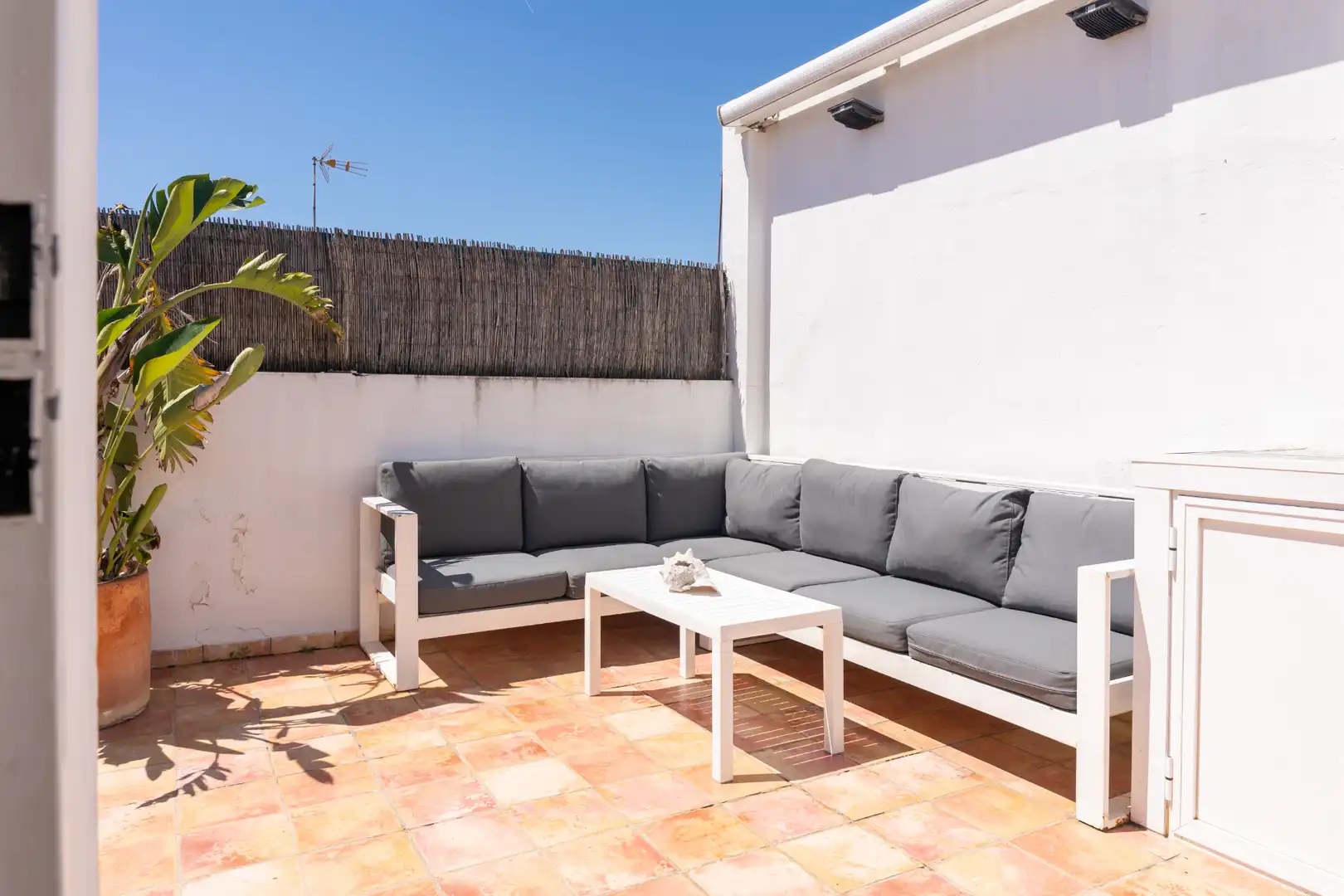 Terrace of Flat for sale in Sevilla  with Air Conditioner, Heating and Parquet flooring