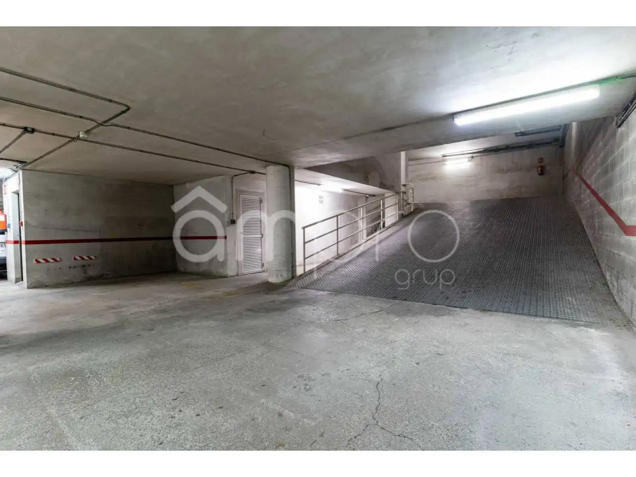 Parking de Garaje en venta en Vilanova i la Geltrú con Alarma