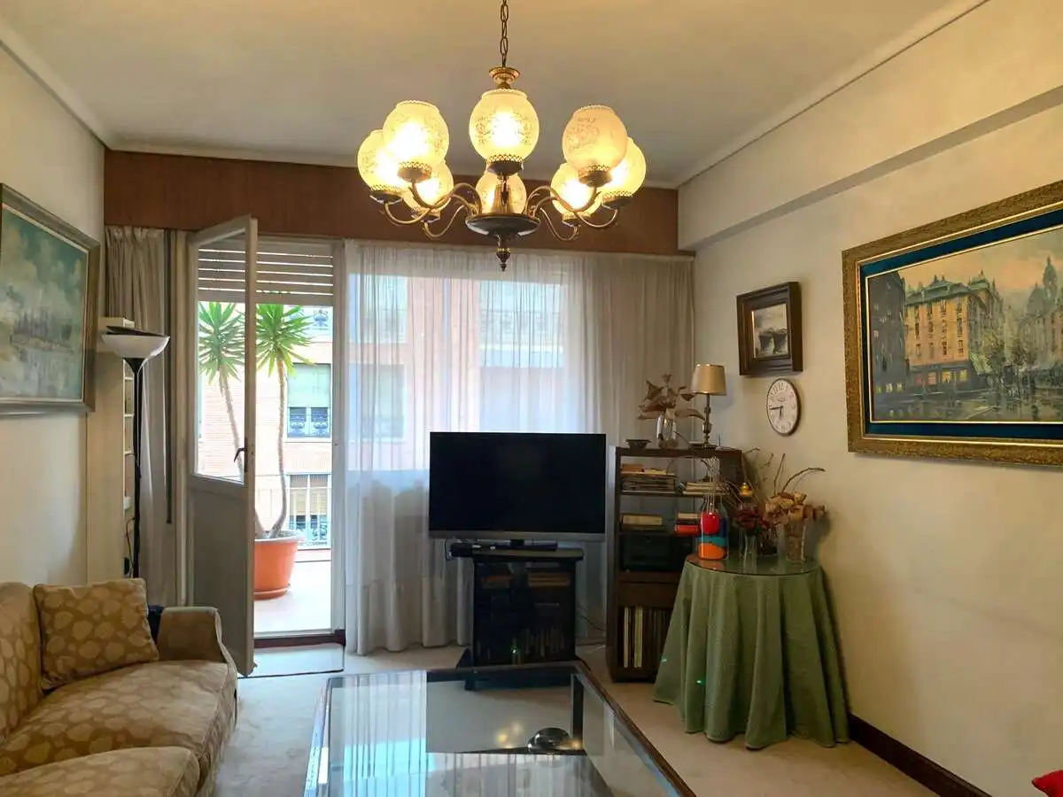 Sala de estar de Piso en venta en Bilbao  con Calefacción, Terraza y Trastero
