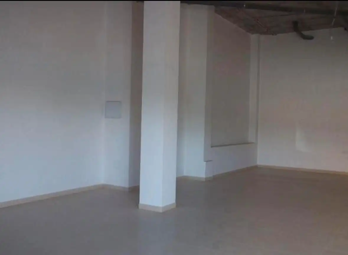 Local comercial en venta en Guadix, imagen 4