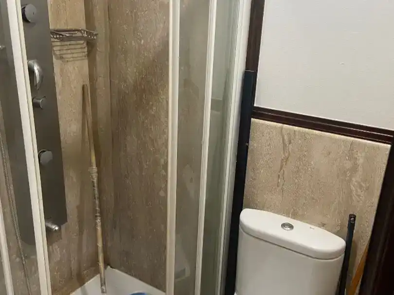 Baño de Piso de alquiler en Centro Urbano