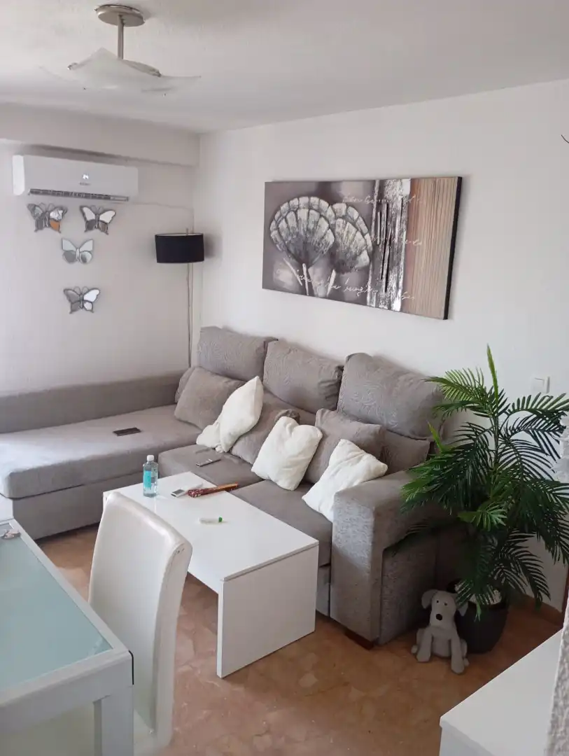 Sala d'estar de Pis en venda en Córdoba amb Aire condicionat, Moblat i Balcó