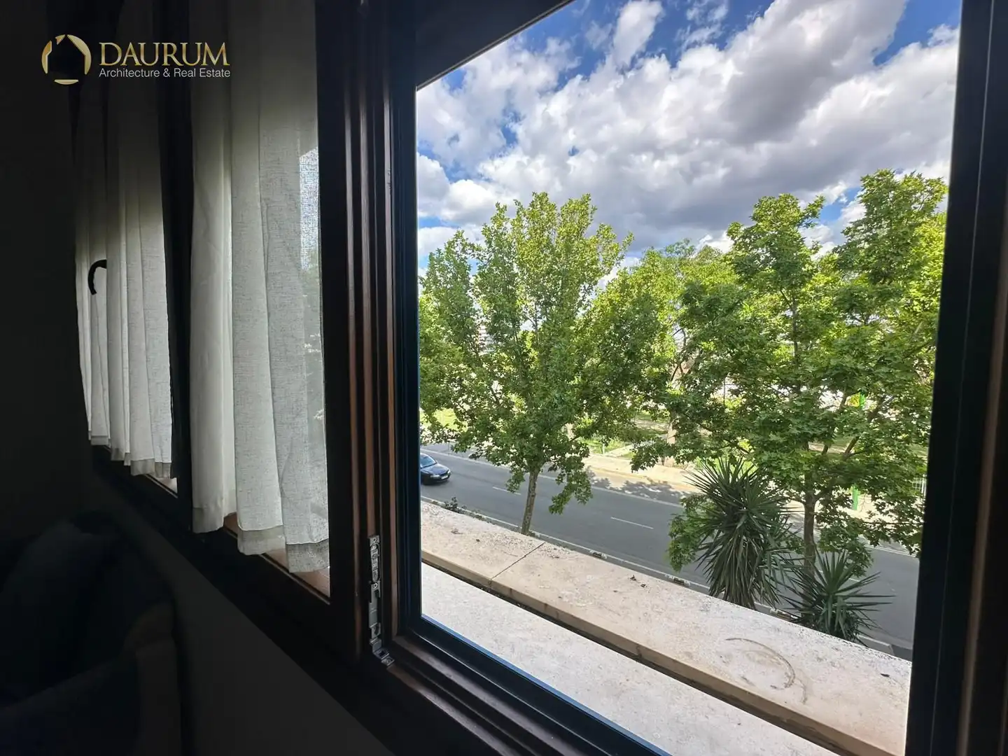 Balcony of Apartments for sale in Sevilla  with Air Conditioner, Heating and Swimming Pool