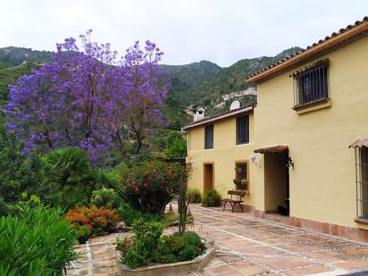 Vista exterior de Casa o xalet en venda en Ojén amb Jardí privat, Terrassa i Traster