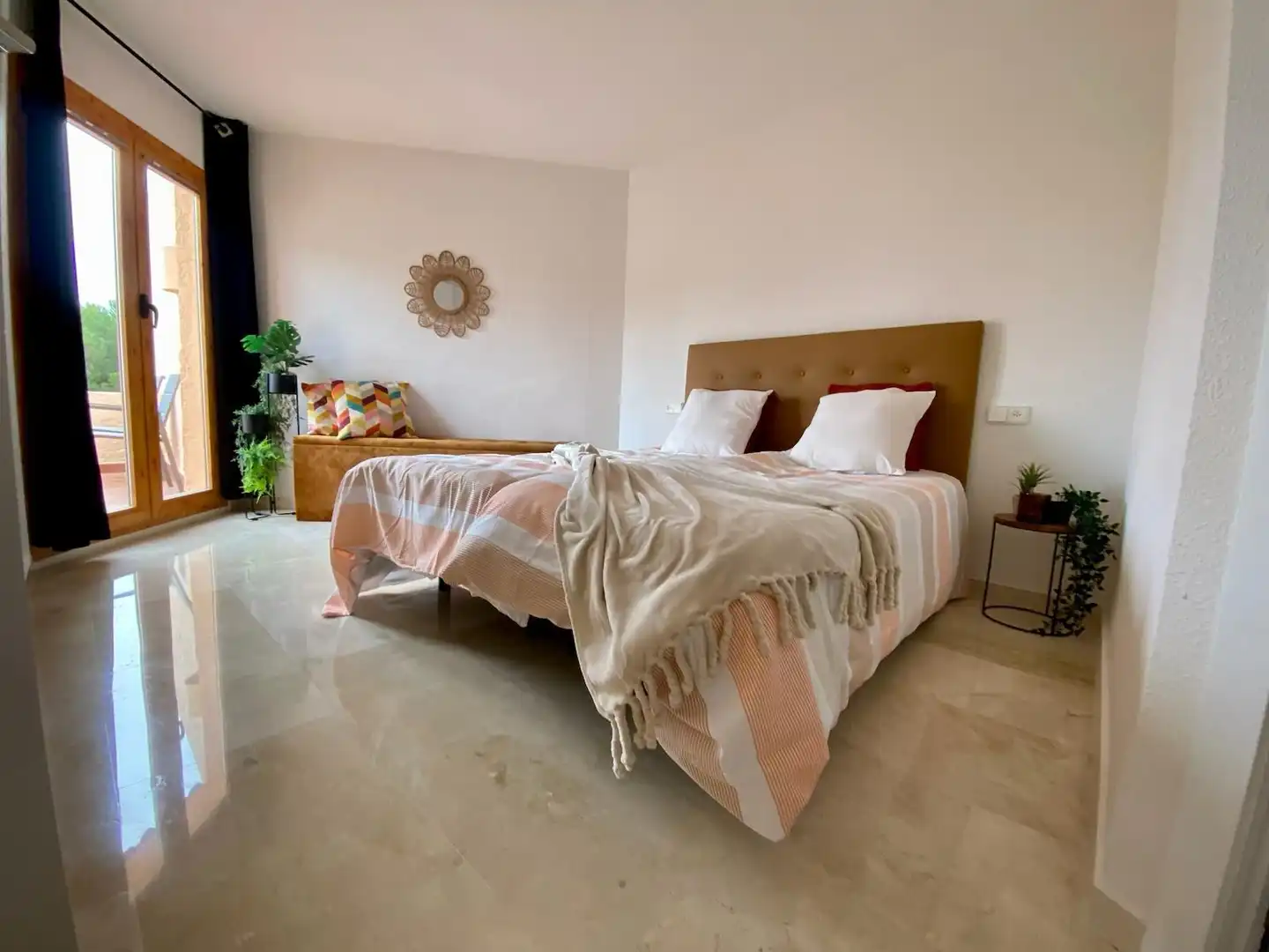 Habitación de Piso de alquiler en Altea con Aire acondicionado, Terraza y Amueblado