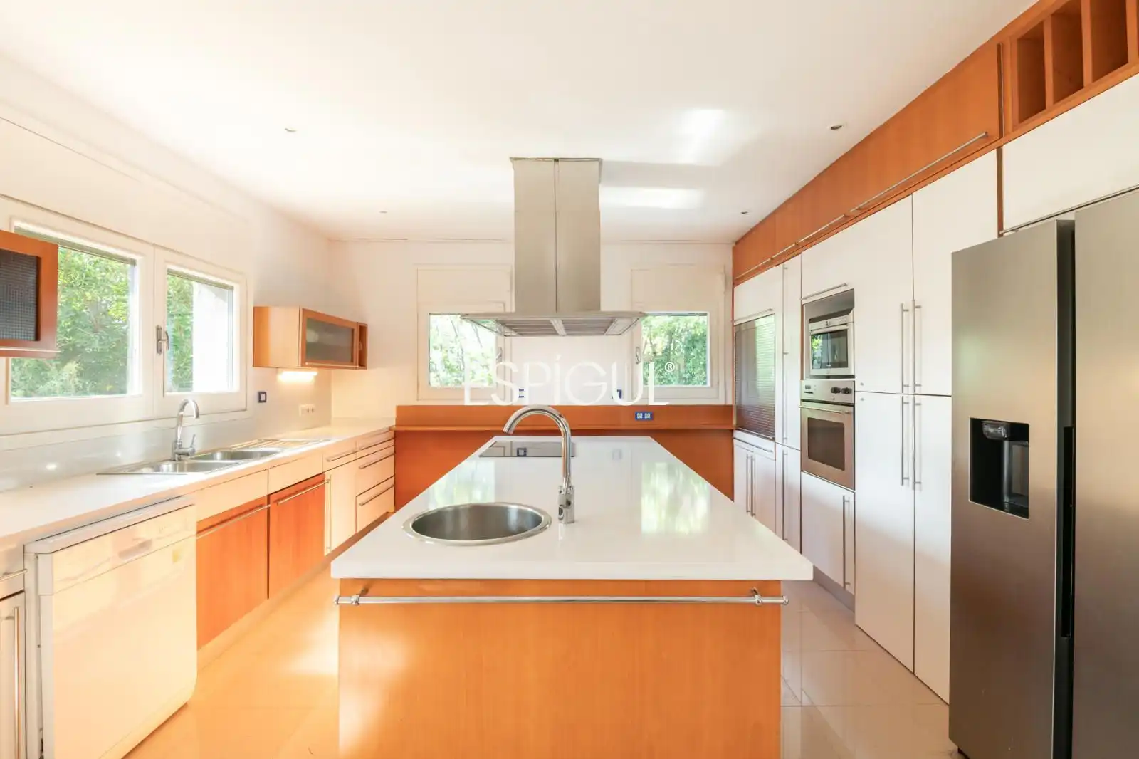 Kitchen of Houses for sale in Sant Cugat del Vallès  with Air Conditioner, Heating and Private garden