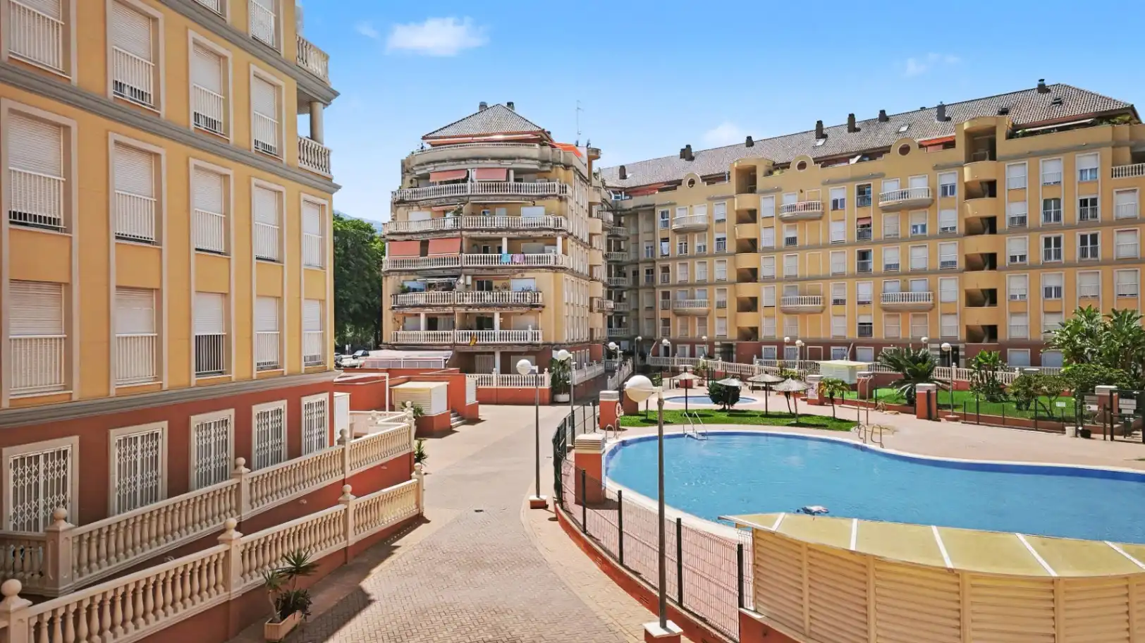 Appartement compact avec piscine à vendre à La Pedrera - Vessanes