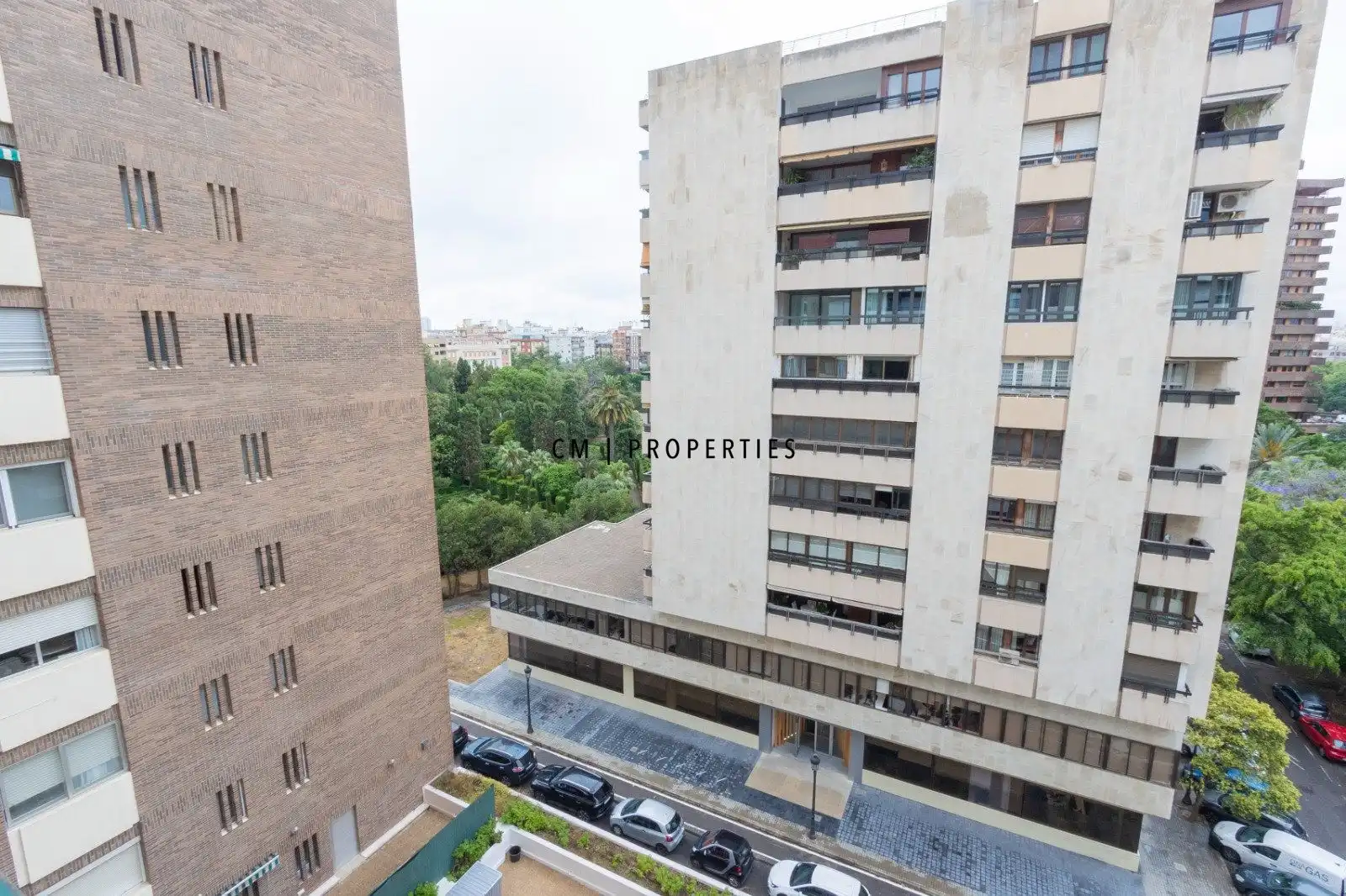 Exterior view of Flat for rent in Valencia  with Air Conditioner, Heating and Storage room
