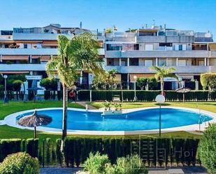 Vista exterior de Apartament de lloguer en Jerez de la Frontera amb Aire condicionat, Moblat i Piscina comunitària