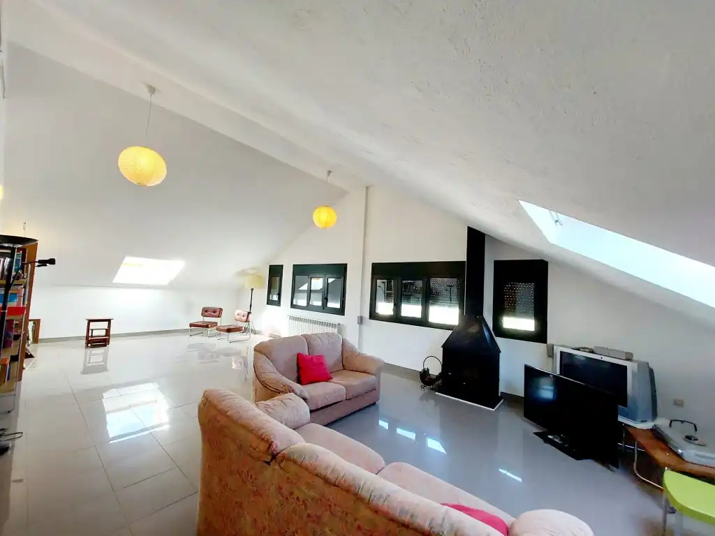 Casa o xalet en venda a Calle Sierra de San Pedro, Las Vaguadas