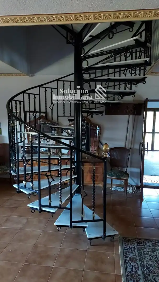 Houses for sale in Villares de la Reina  with Heating and Swimming Pool