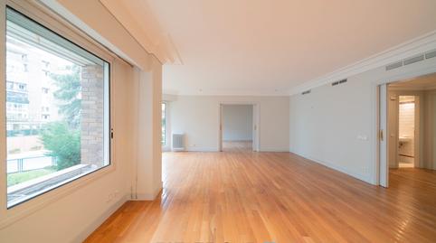 Foto 2 de Pis de lloguer a Calle del Abedul, Nueva España,  Madrid Capital