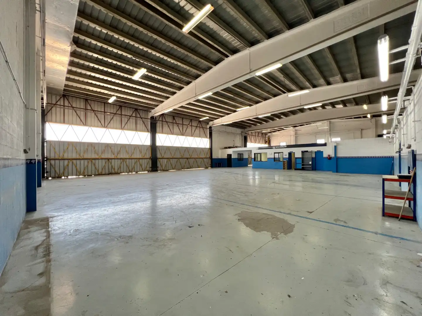Nau industrial de lloguer en Valls