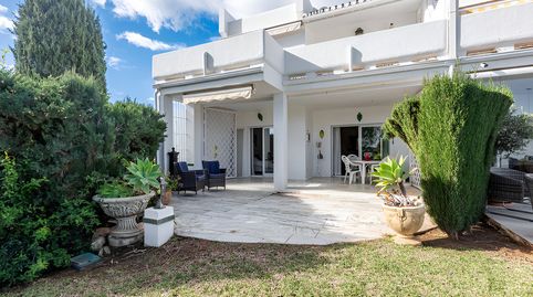 Apartamento en planta baja en venta en Aloha