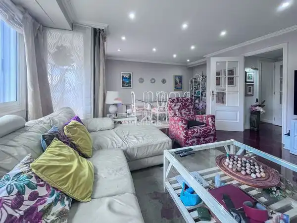 Piso con terraza en venta en Avenida de Madrid