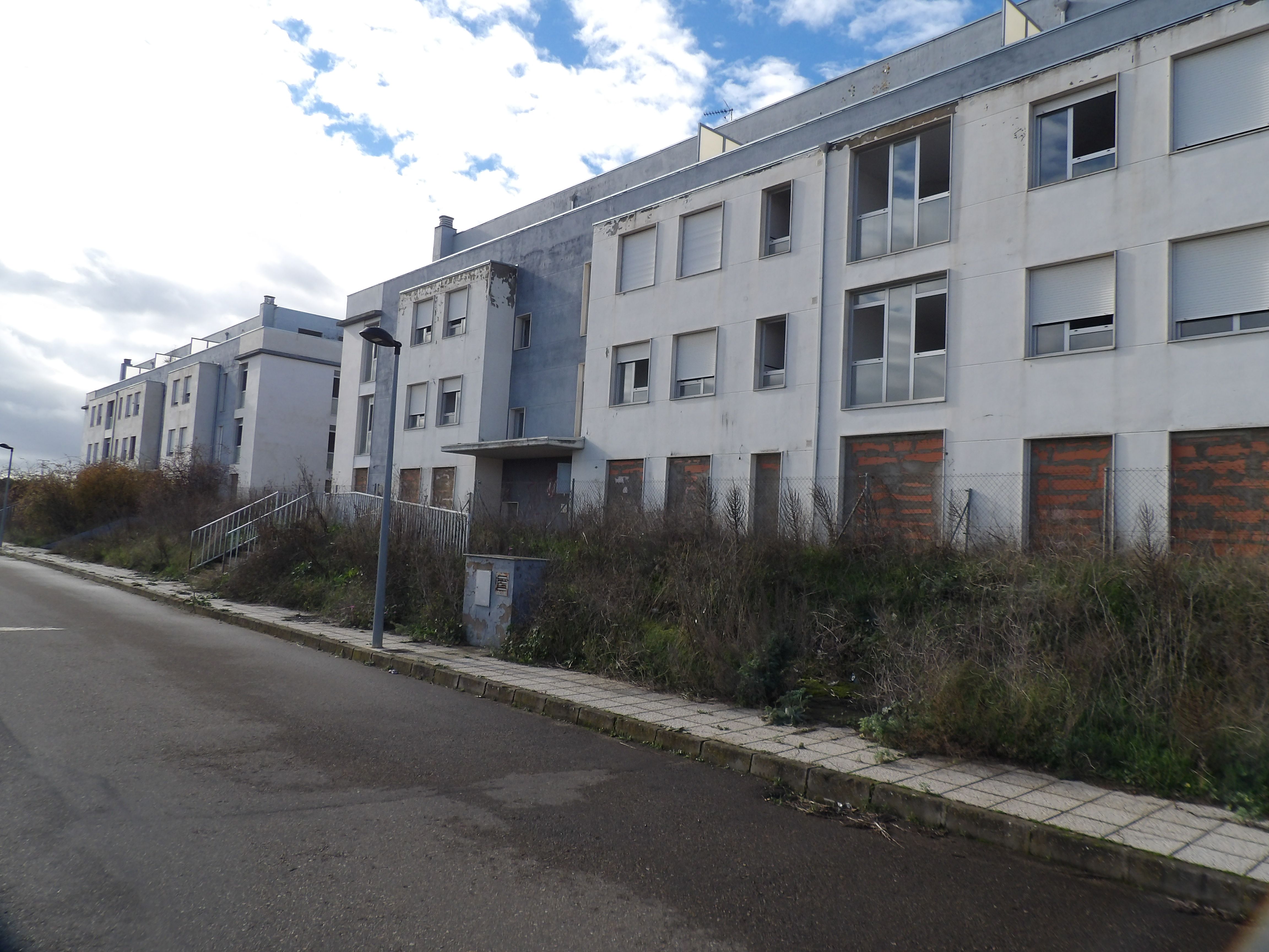 Exterior view of Building for sale in Chozas de Abajo