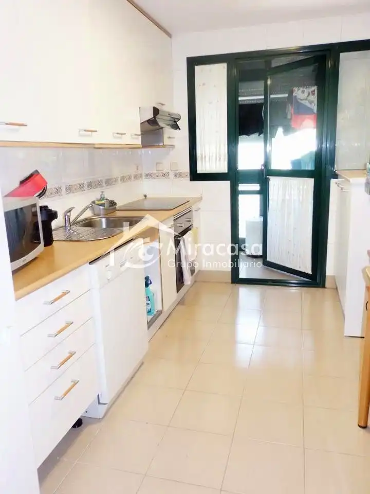 Piso en venta en De Nicolás Salmerón, Pueblo Nuevo