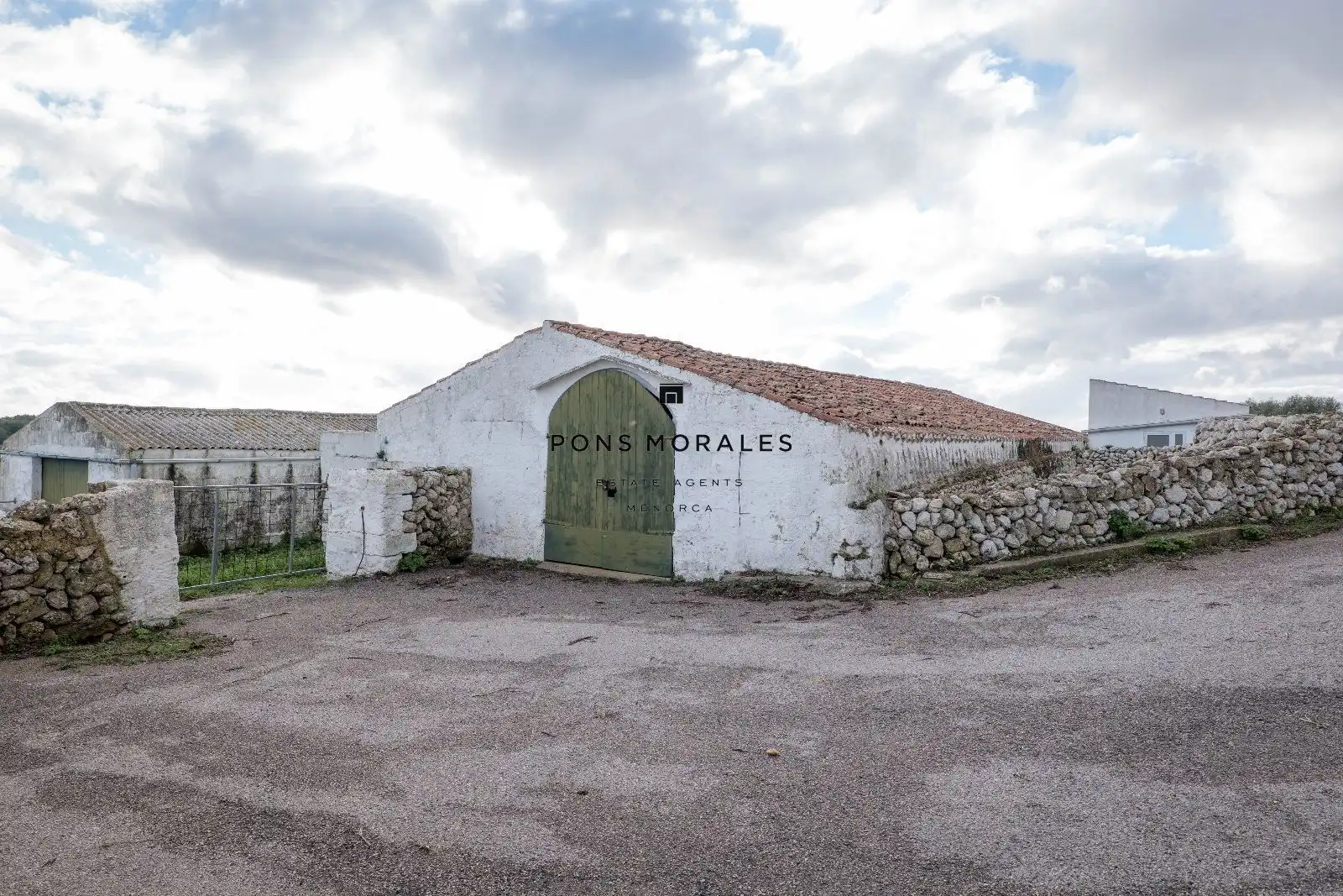 Vista exterior de Finca rústica en venta en Alaior con Terraza y Balcón