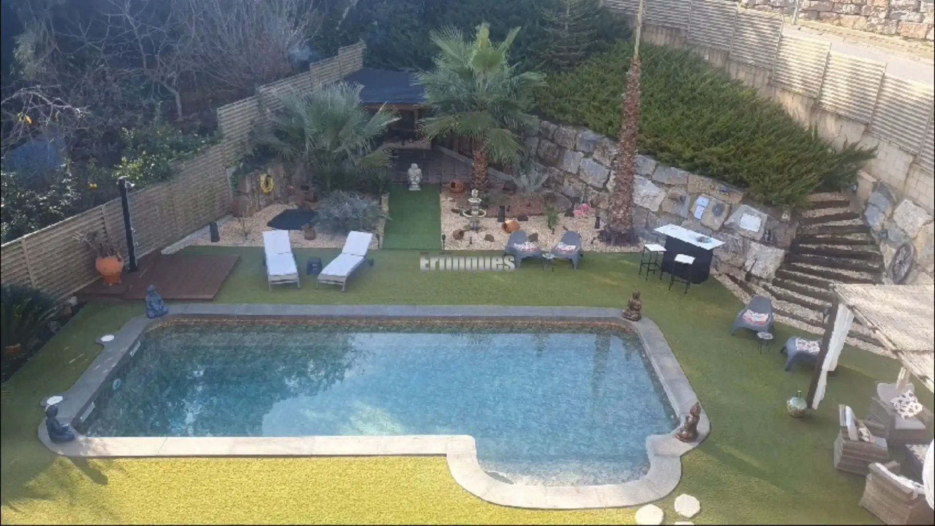 Schwimmbecken von Haus oder Chalet zum Verkauf in Rubí mit Klimaanlage, Heizung und Privatgarten