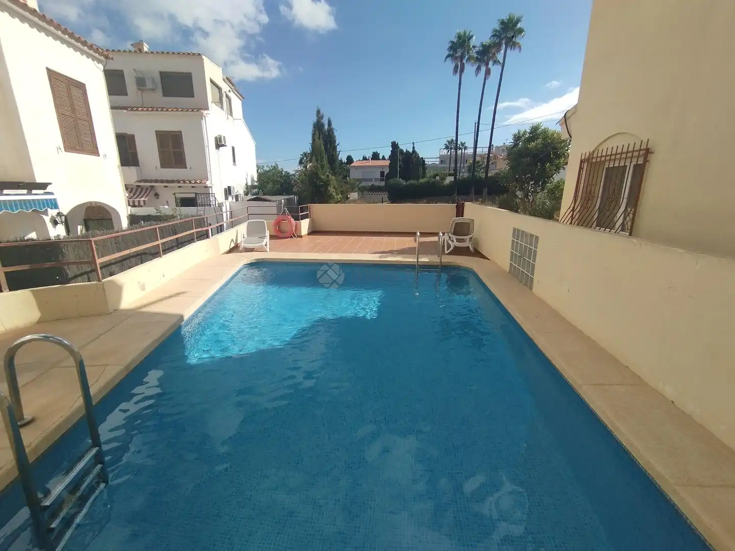 Casa aparellada amb piscina en venda a Otari, imagen 4