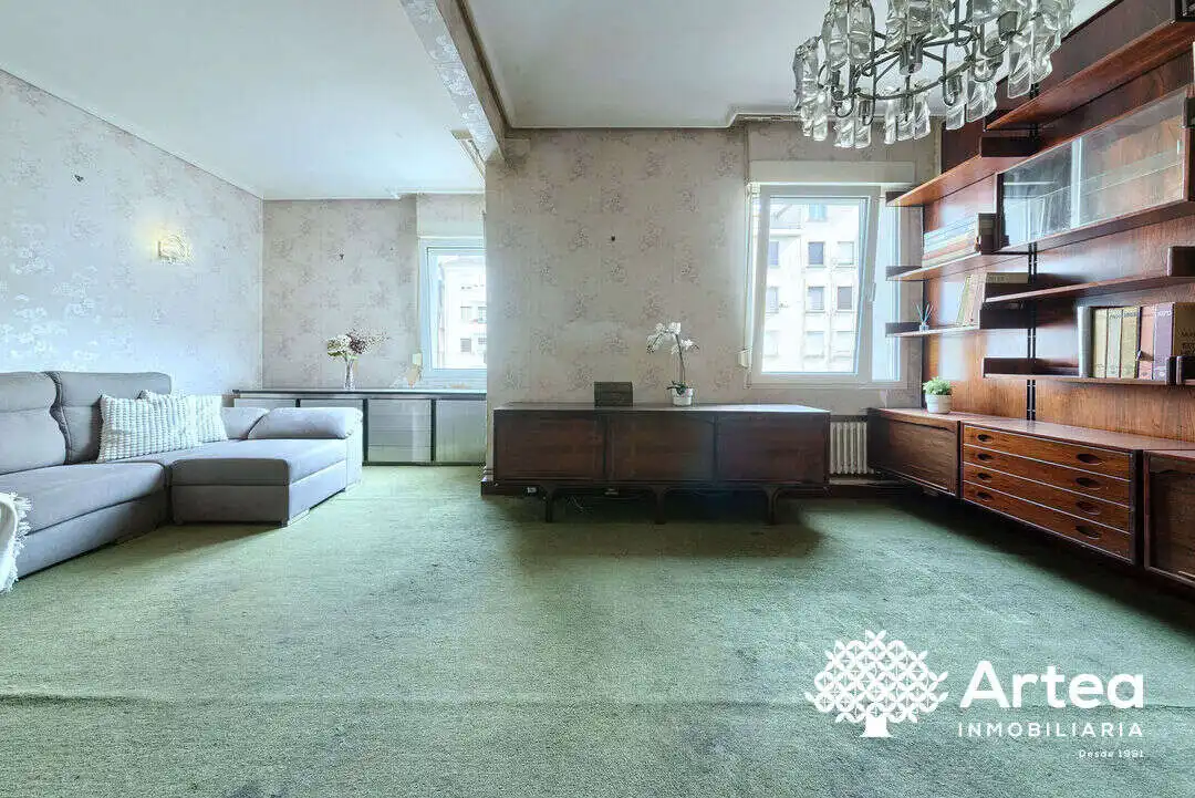 Living room of Flat for sale in Bilbao   with Heating