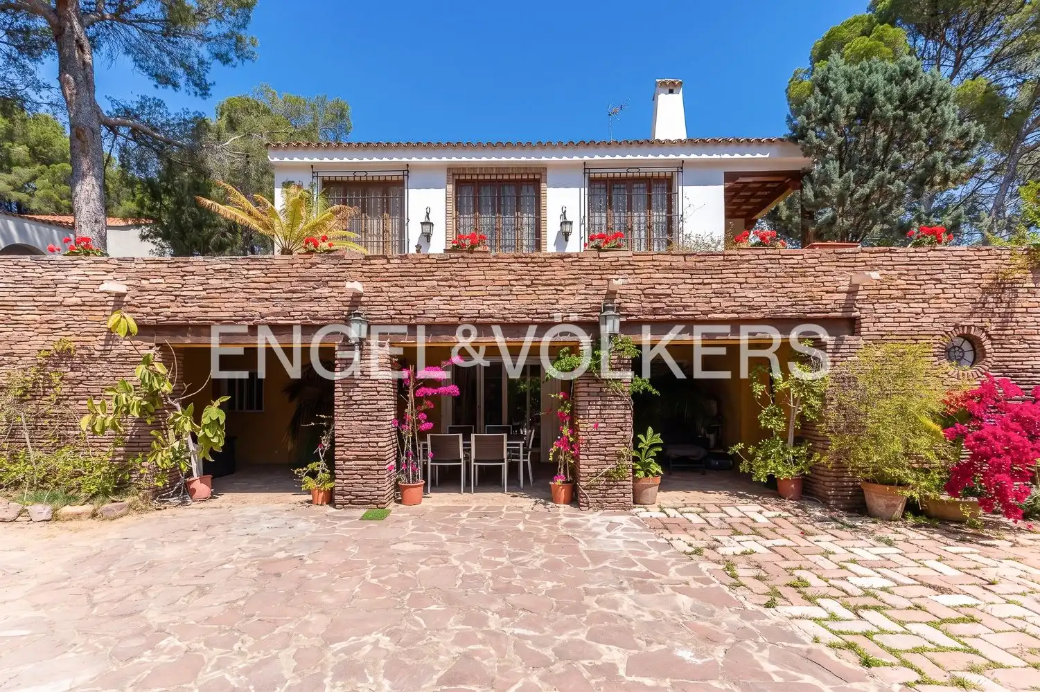 Vista exterior de Finca rústica en venda en Náquera amb Calefacció