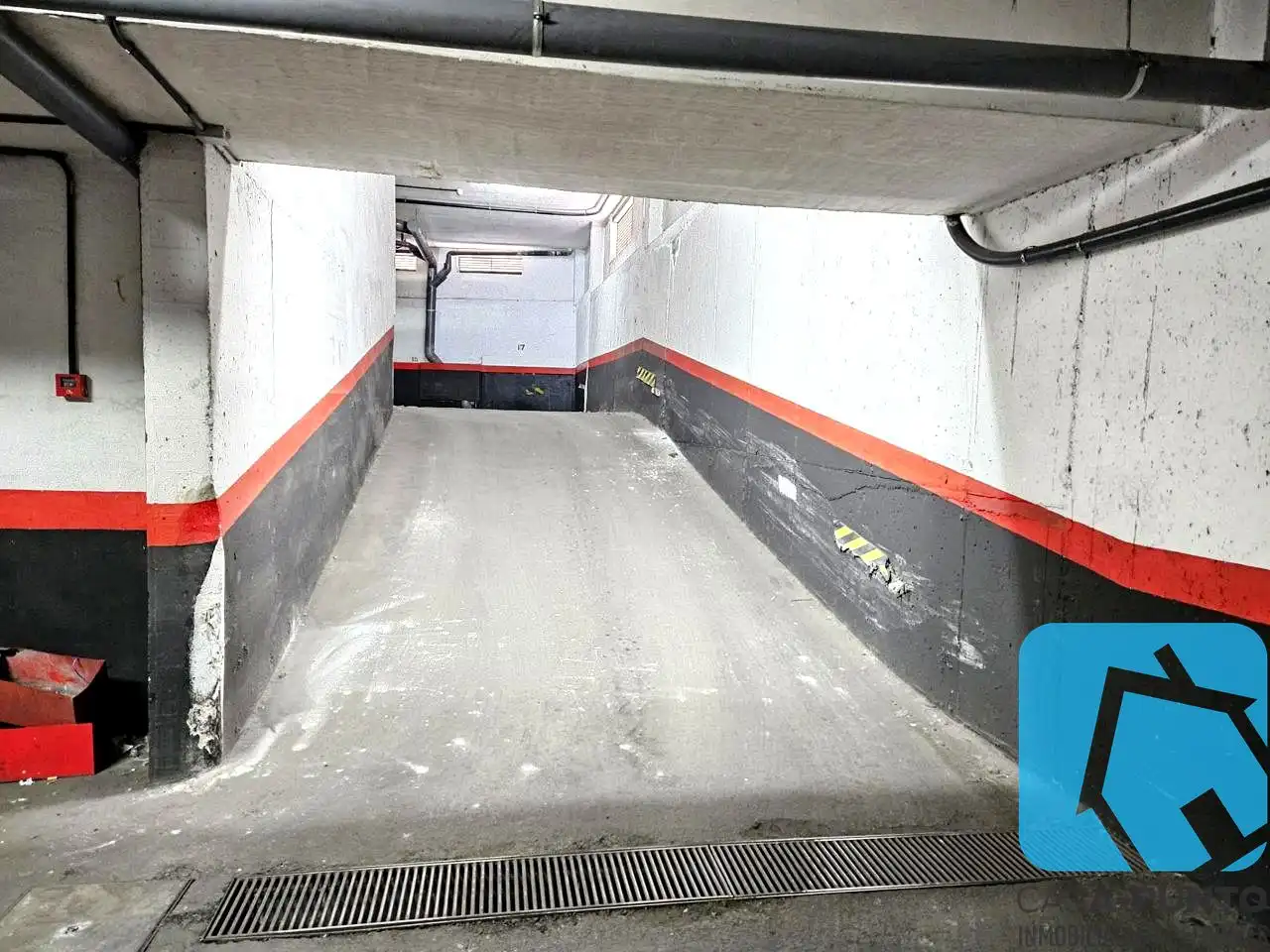 Aparcamiento en venta en De Saturnino Calleja 3, imagen 3
