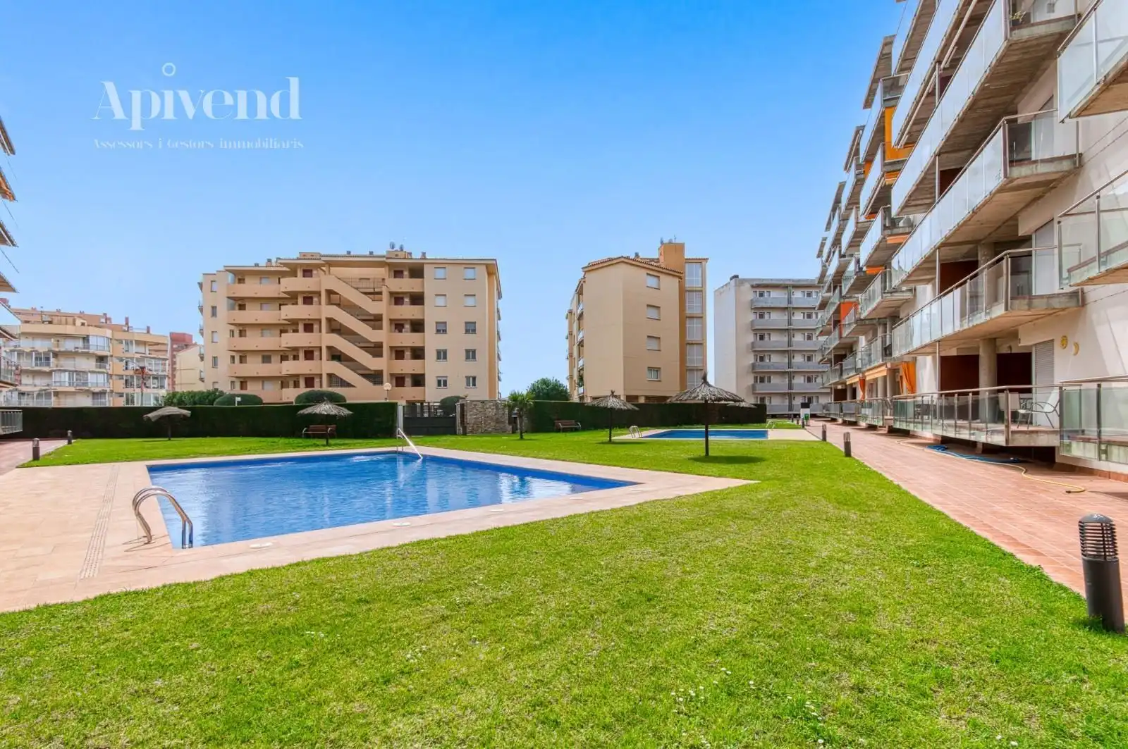 Vista exterior de Piso en venta en Roses con Aire acondicionado, Calefacción y Terraza