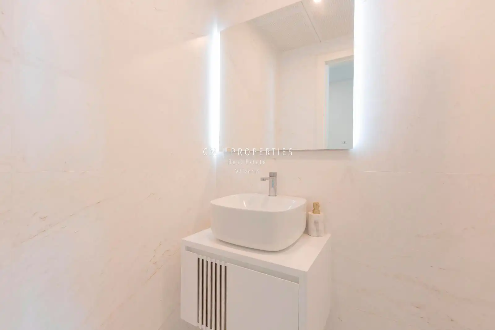 Flat for rent in Corts Valencianes, Sant Pau