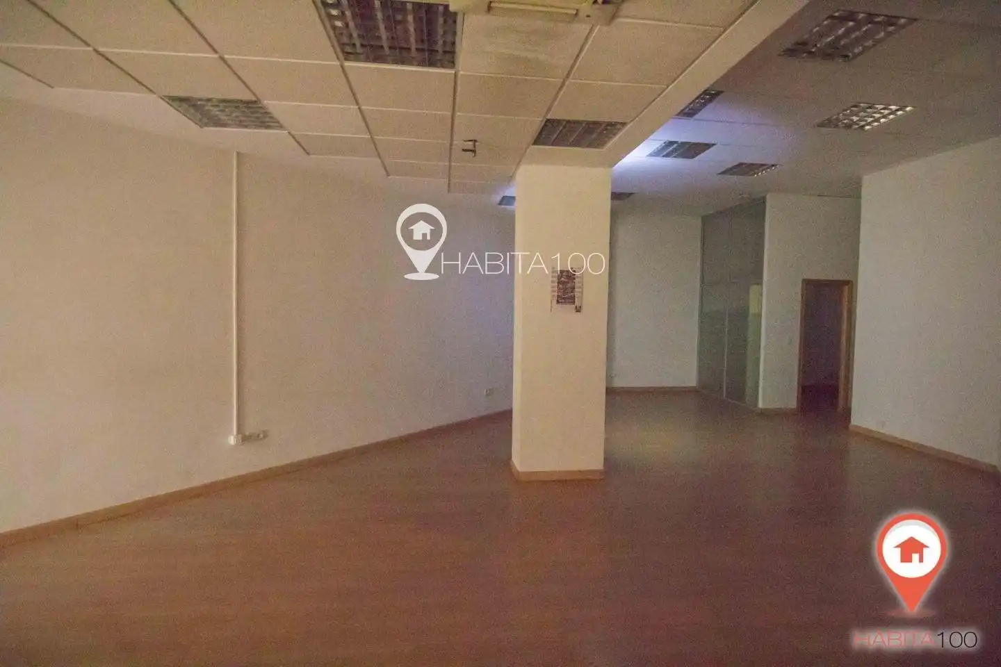 Local comercial de lloguer a Centro