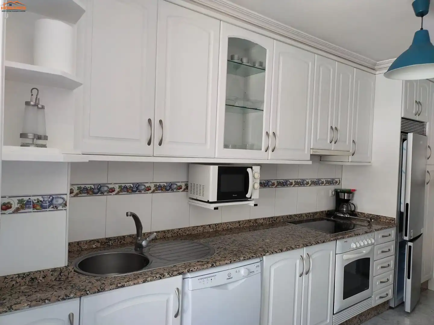 Cocina de Piso de alquiler en Vigo  con Calefacción y Amueblado