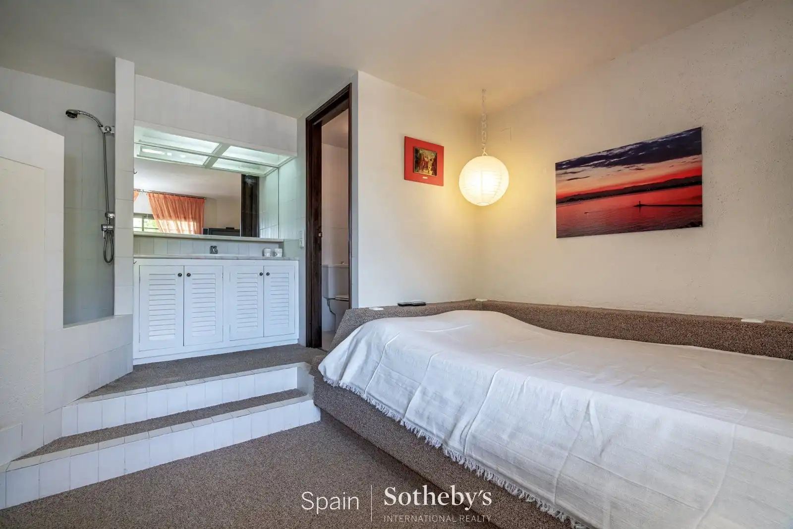 House with pool for sale in Carrer Osca, imagen 17