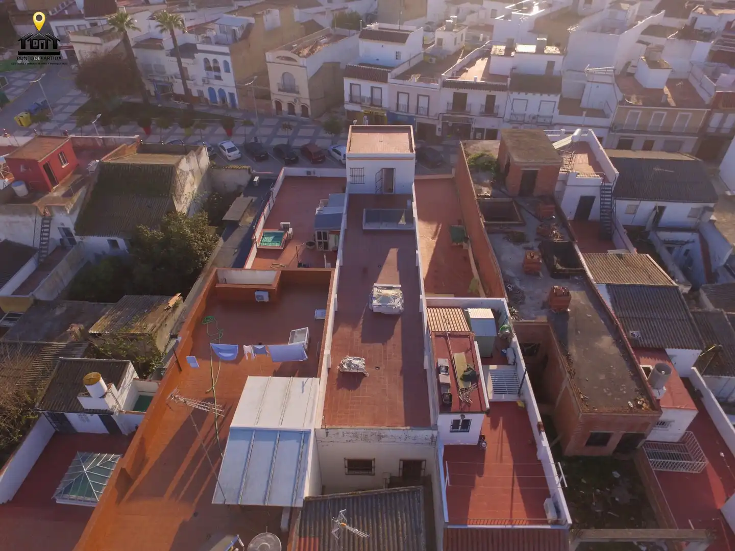 Vista exterior de Casa o xalet en venda en Las Cabezas de San Juan amb Balcó