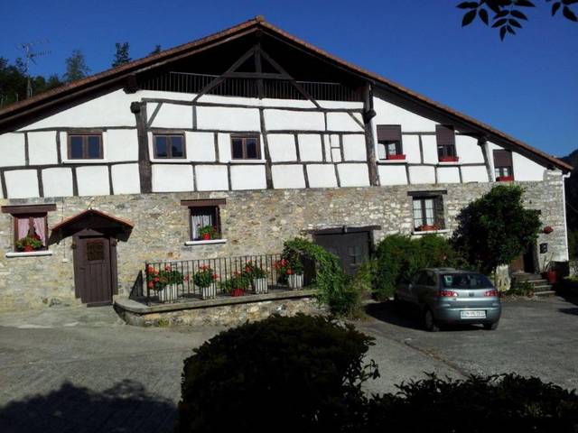 Casa adosada en Venta en Lizartza