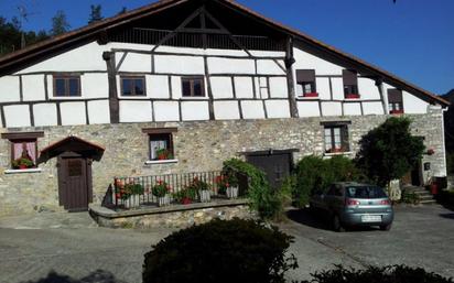 Vista exterior de Casa adosada en venda en Lizartza amb Terrassa i Traster