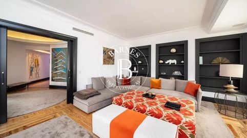 Foto 2 de Pis de lloguer a Almagro, Madrid Capital