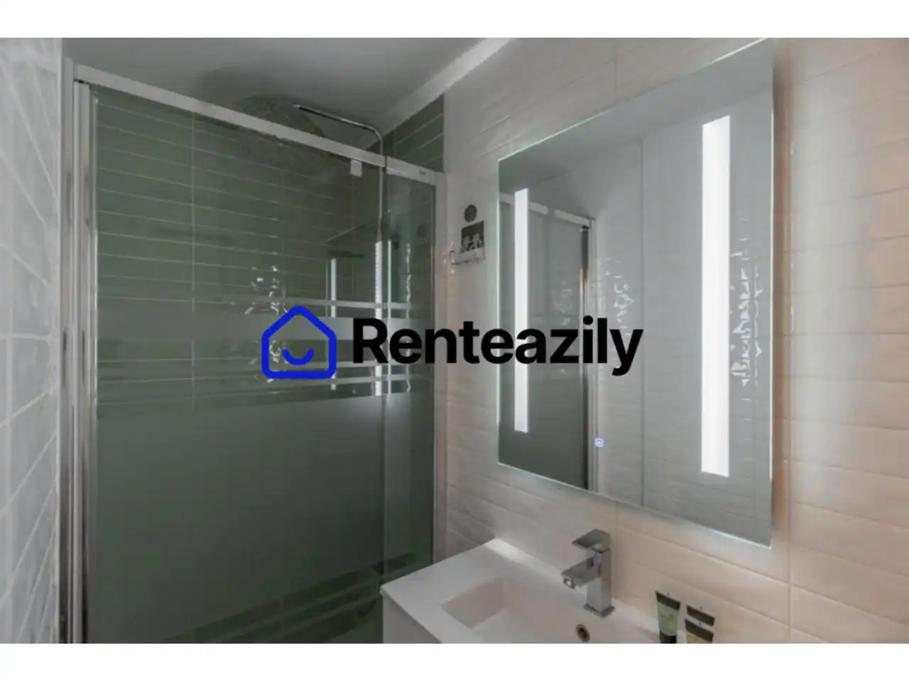 Bany de Apartament de lloguer en Madrid amb Aire condicionat, Calefacció i Parquet